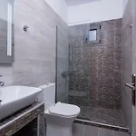 Kentrikon Iii מלון דירות 3*