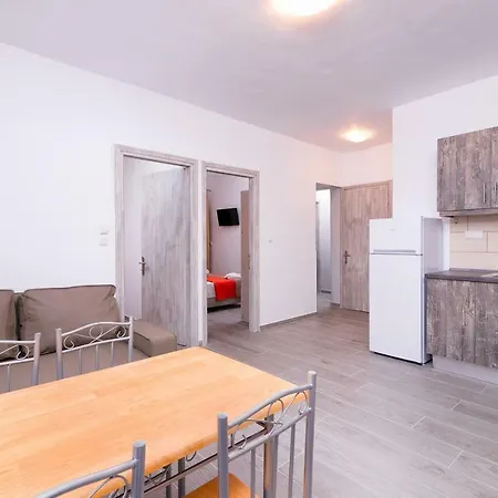 Kentrikon Iii 利迈纳里亚